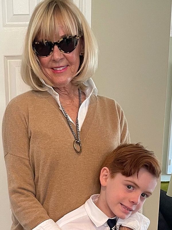 Wearing a big chain statement necklace